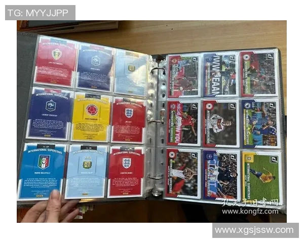 纸质足球球星卡包的收藏价值与市场前景分析