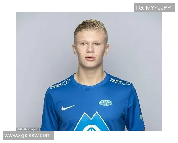 足球场上星二代的成长之路:他们如何在父亲光环下寻找自我